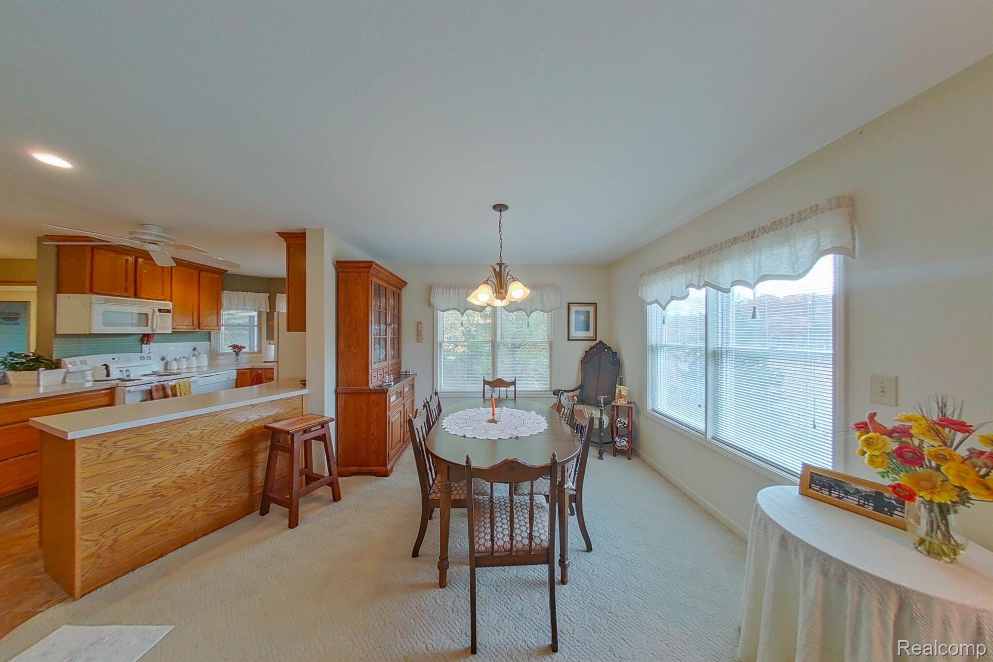9345 Foley Crossing Fenton, MI 48430 - Photo 11 of 58 Gallery Image 11
