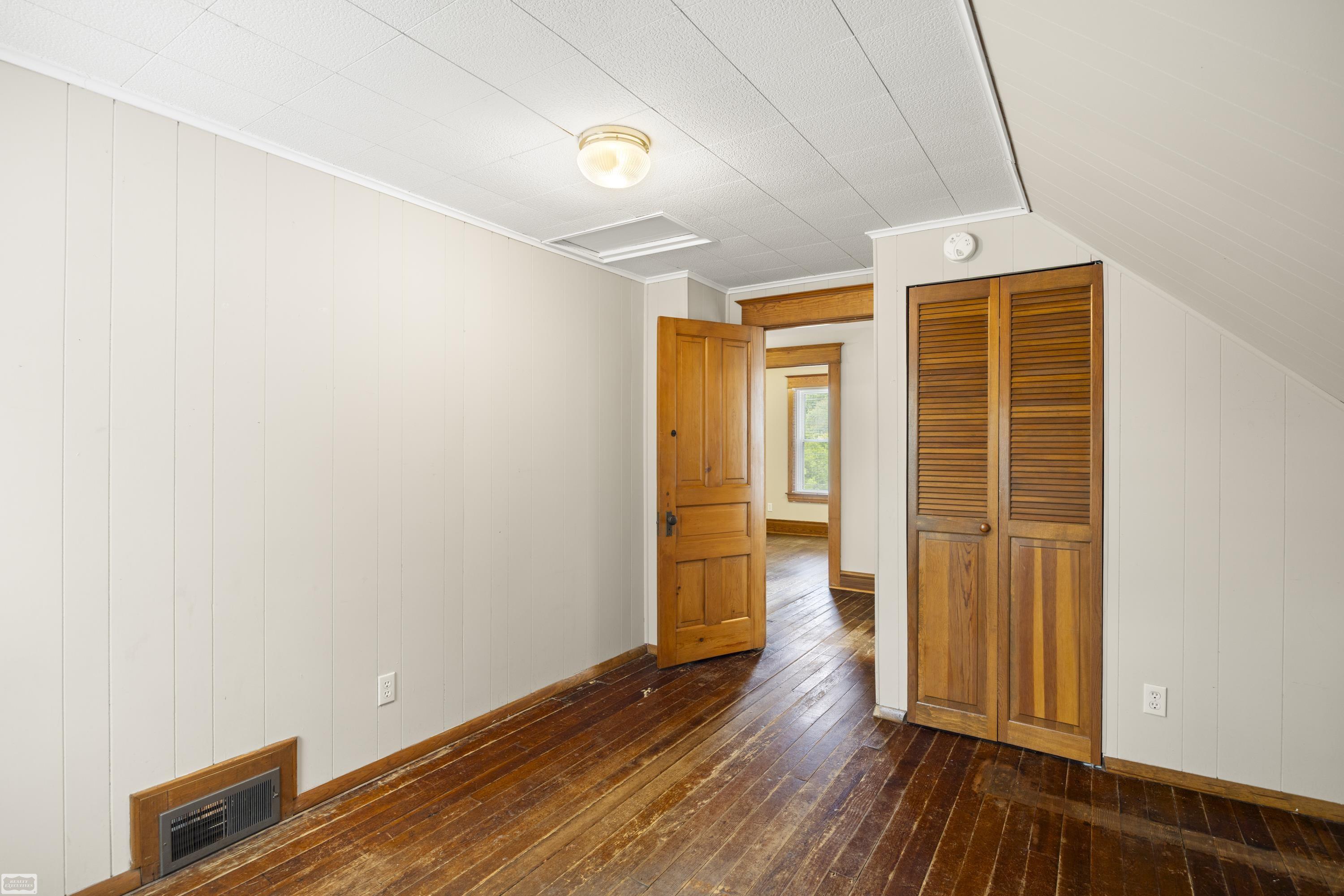 8609 Rattle Run Road Columbus, MI 48063 - Photo 13 of 23