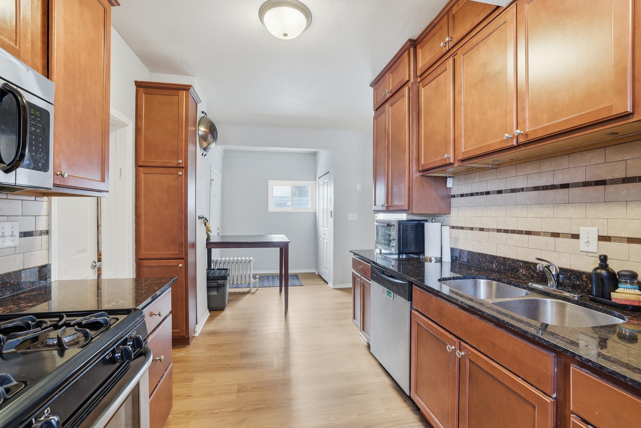 649 Northeast Madison Street Minneapolis, MN 55413 - Photo 16 of 48