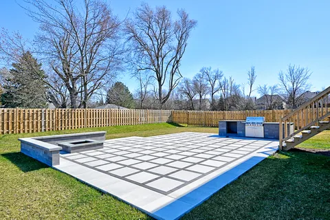 $1,249,000 | 1205 Ridge Road, Westmont, IL 60559