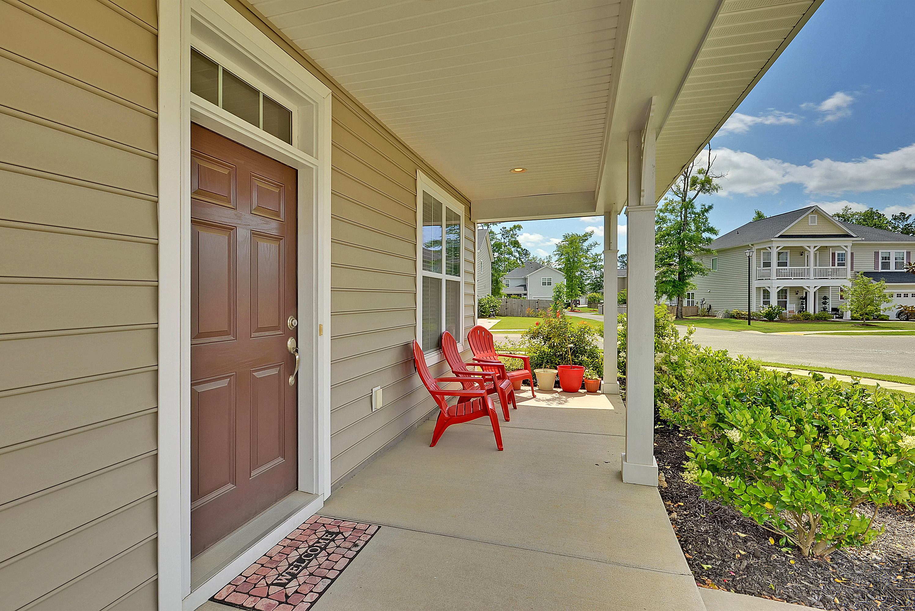 300 Fox Ridge Lane Moncks Corner, SC 29461 - Photo 4 of 48 300 Fox Ridge Lane