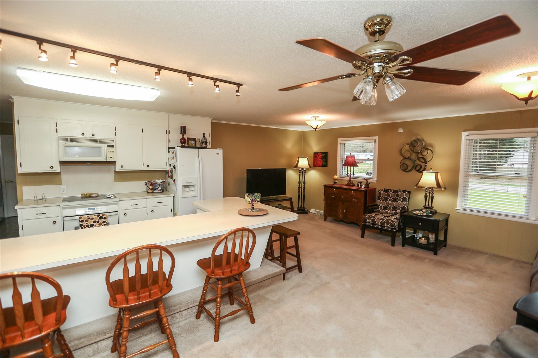 6402 Mooresville Road Kannapolis, NC 28081 - Photo 3 of 23 Gallery Image 3