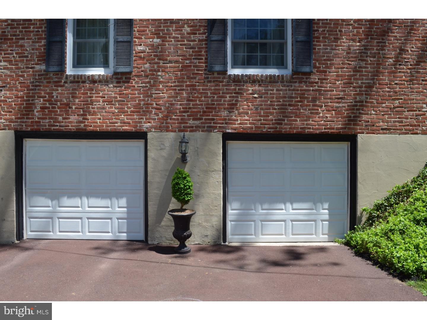 1569 Russell Road Paoli, PA 19301 - Photo 22 of 24 Garage