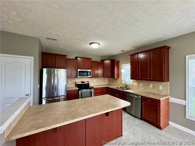 $1,950 | 250 Bayleaf Drive, Raeford, NC 28376