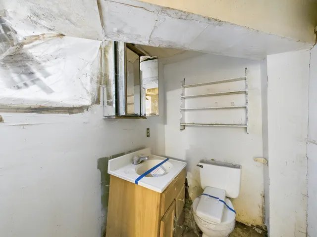 $174,900 | 5830 West Race Avenue, Chicago, IL 60644