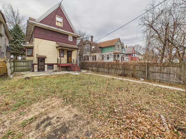 $174,900 | 5830 West Race Avenue, Chicago, IL 60644