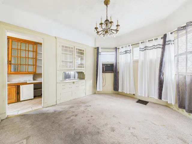 $174,900 | 5830 West Race Avenue, Chicago, IL 60644