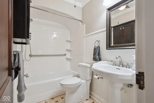 $287,500 | 2309 Pearl Street, Columbus, IN 47201