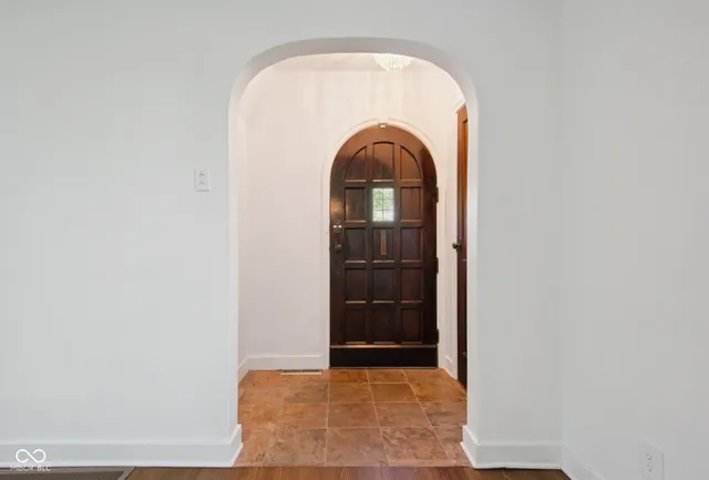 $287,500 | 2309 Pearl Street, Columbus, IN 47201