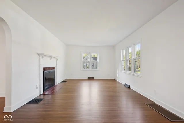 $287,500 | 2309 Pearl Street, Columbus, IN 47201