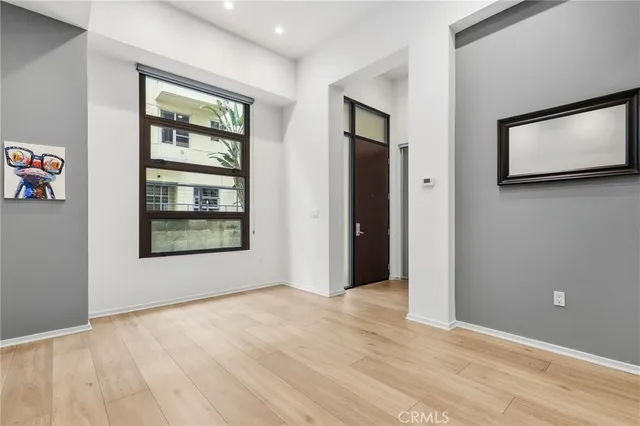 $895,000 | 133 The Promenade North, Unit 118, Long Beach, CA 90802