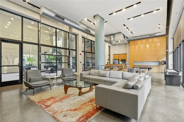 $895,000 | 133 The Promenade North, Unit 118, Long Beach, CA 90802