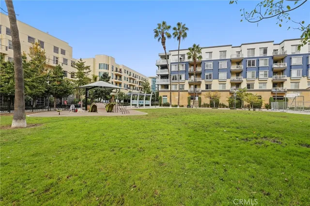 $895,000 | 133 The Promenade North, Unit 118, Long Beach, CA 90802