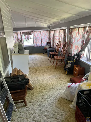 $168,900 | 111 Pearl Street, Cottonwood Falls, KS 66845