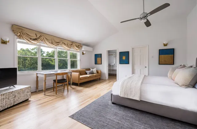 $50,000 | 7 Knoll Lane, Wainscott, NY 11937