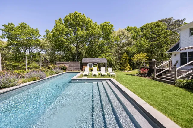 $50,000 | 7 Knoll Lane, Wainscott, NY 11937