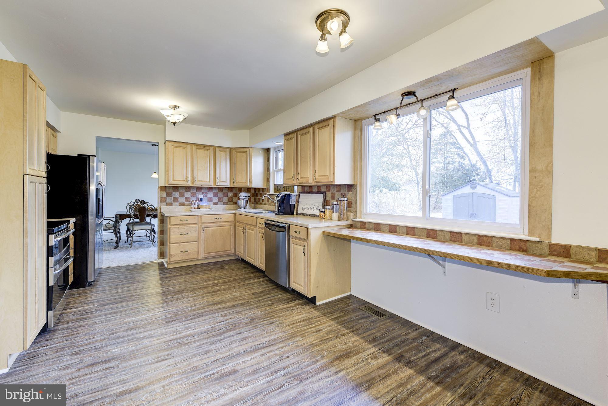 1606 Rivers Edge Drive Delanco, NJ 08075 - Photo 16 of 38 Breakfast Area