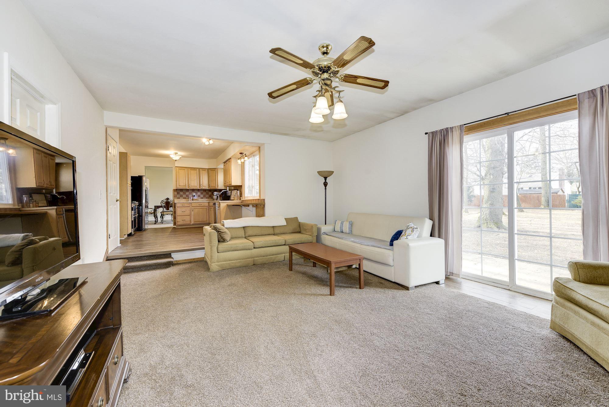 1606 Rivers Edge Drive Delanco, NJ 08075 - Photo 20 of 38 Family Room