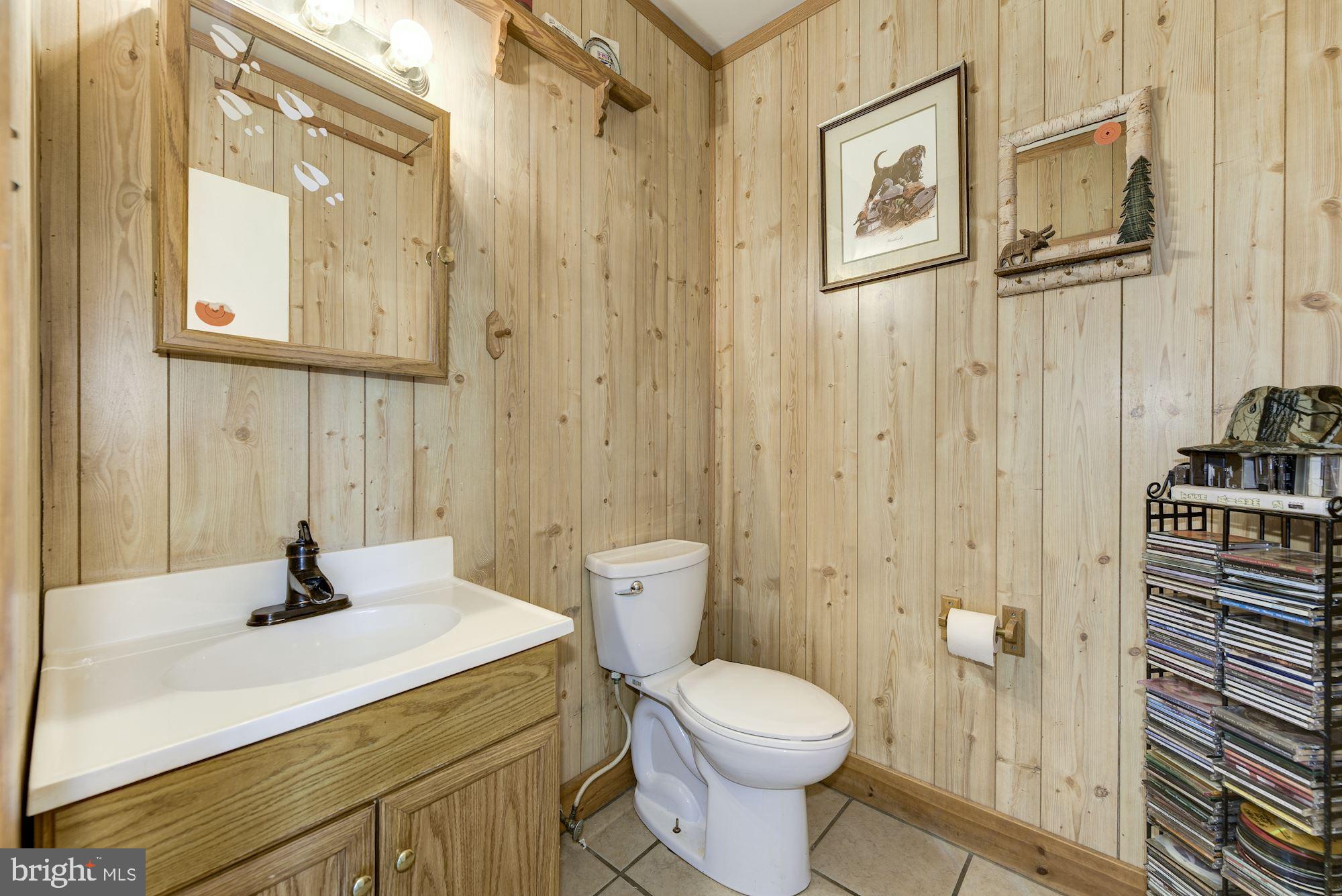 1606 Rivers Edge Drive Delanco, NJ 08075 - Photo 21 of 38 Powder Room