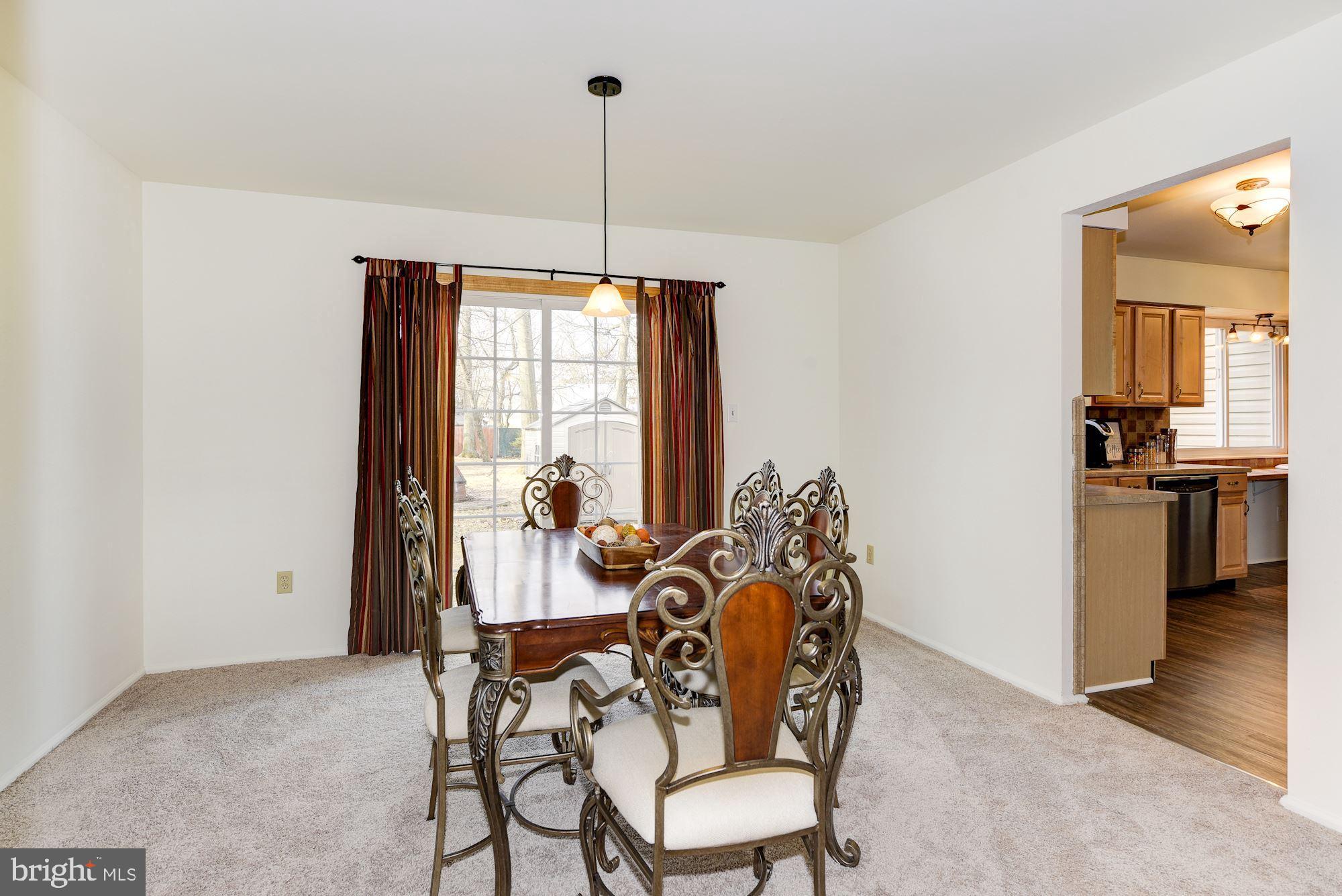 1606 Rivers Edge Drive Delanco, NJ 08075 - Photo 10 of 38 Dining Room