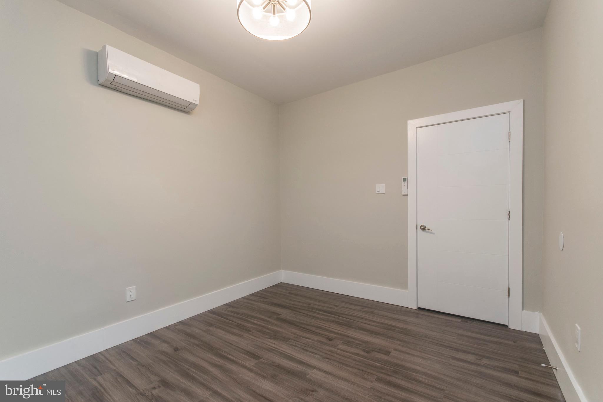 1705 Spruce Street, Unit 4 Philadelphia, PA 19103 - Photo 8 of 12