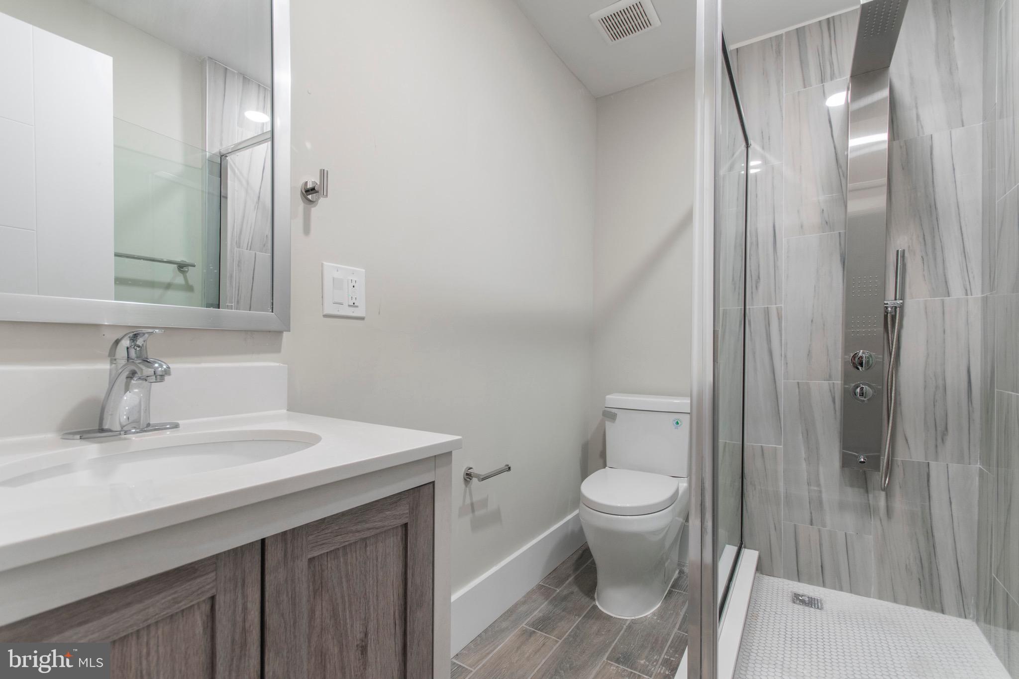 1705 Spruce Street, Unit 4 Philadelphia, PA 19103 - Photo 9 of 12