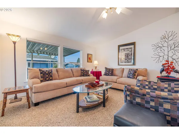 $164,900 | 900 Northeast Francis Avenue, Unit 63, Gresham, OR 97030