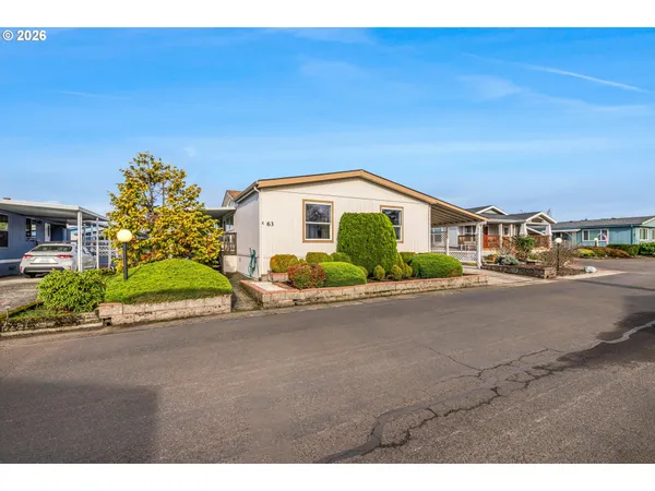 $164,900 | 900 Northeast Francis Avenue, Unit 63, Gresham, OR 97030