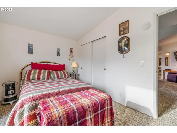 $164,900 | 900 Northeast Francis Avenue, Unit 63, Gresham, OR 97030