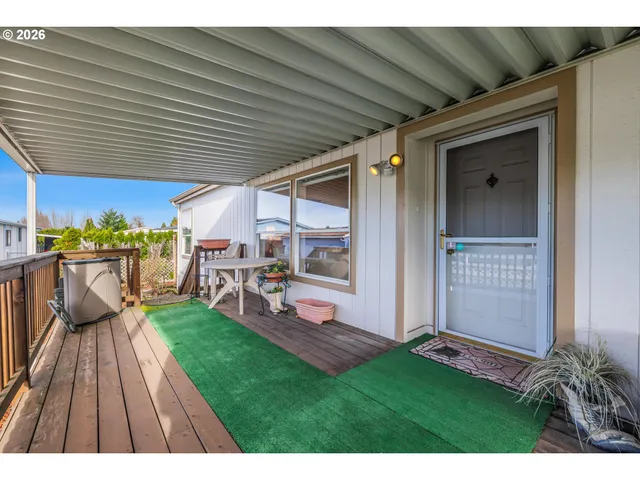 $179,900 | 900 Northeast Francis Avenue, Unit 63, Gresham, OR 97030