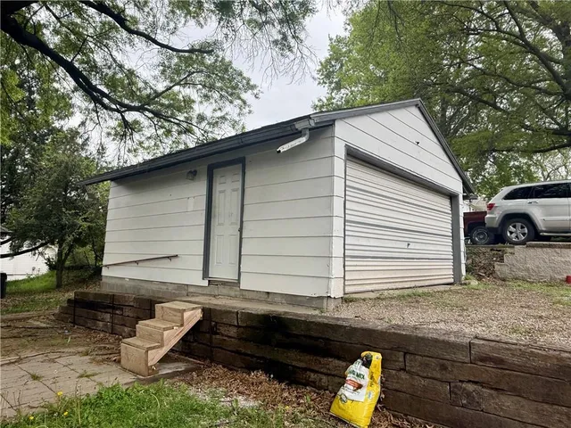 $69,000 | 500 South Shotwell Street, Richmond, MO 64085