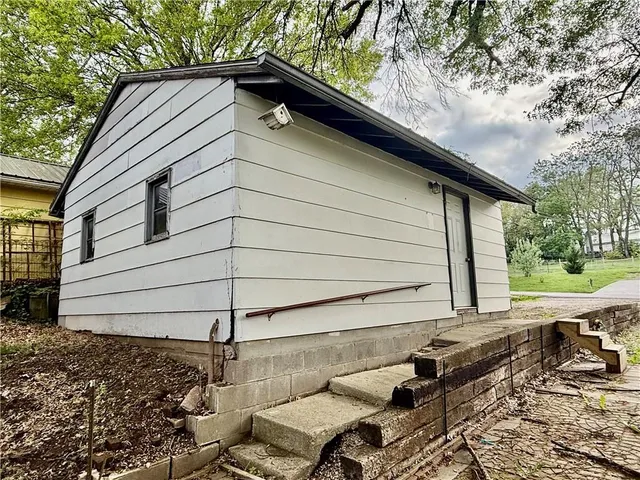 $69,000 | 500 South Shotwell Street, Richmond, MO 64085