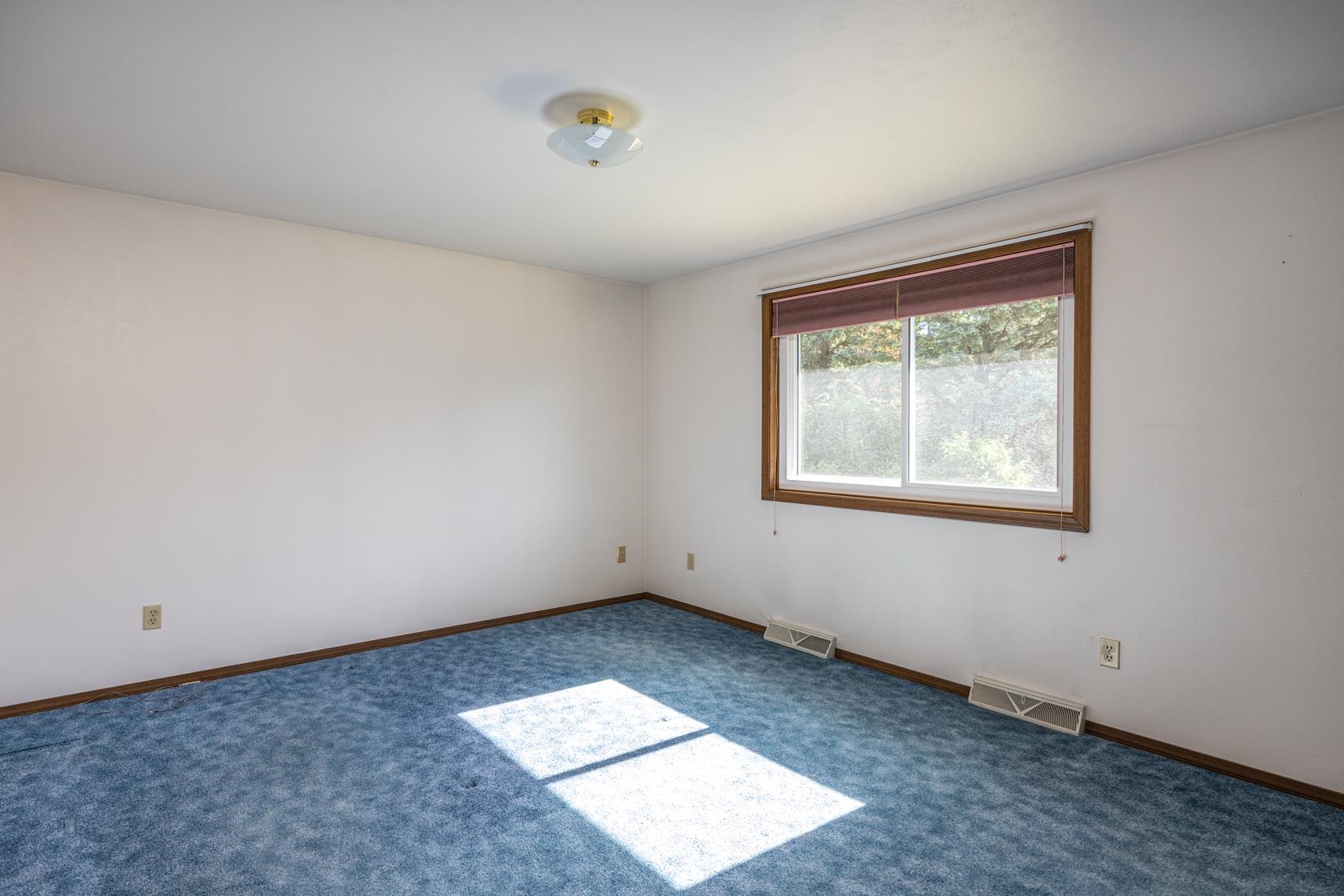 3400 North Shawnee Lane Appleton, WI 54914 - Photo 10 of 28