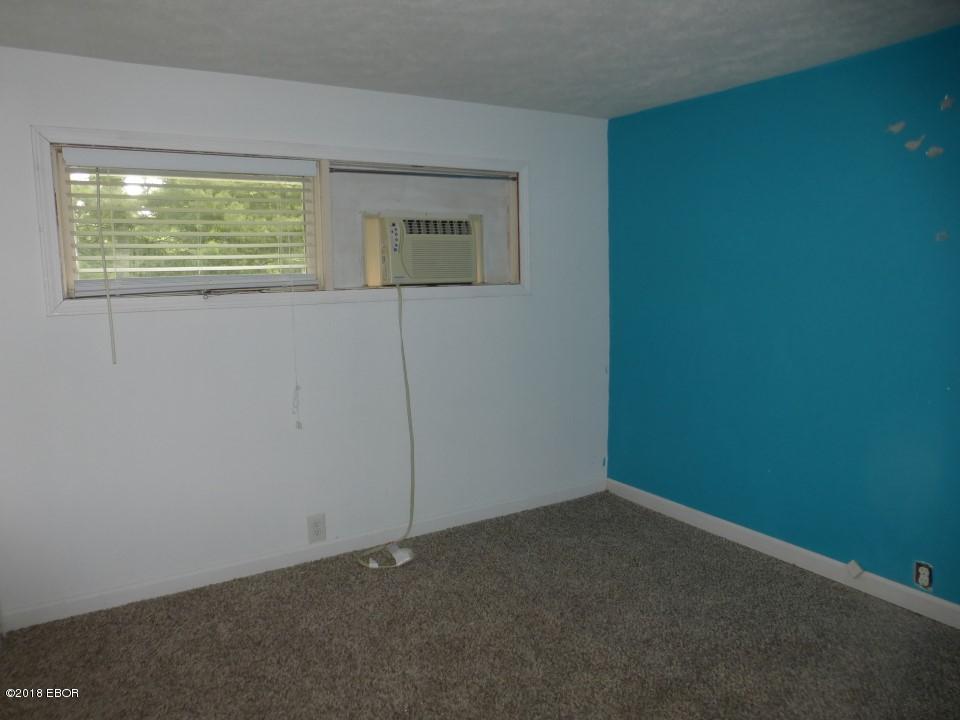 16515 Freeman Spur Road Herrin, IL 62948 - Photo 15 of 22 Gallery Image 15