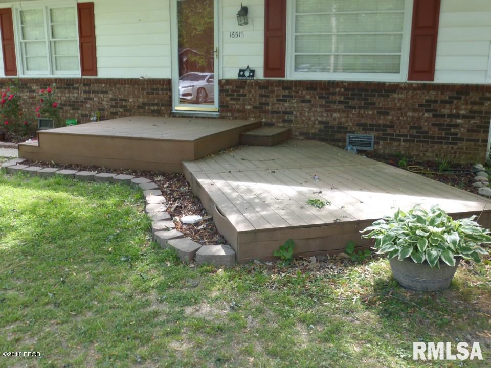 16515 Freeman Spur Road Herrin, IL 62948 - Photo 3 of 22 Gallery Image 3