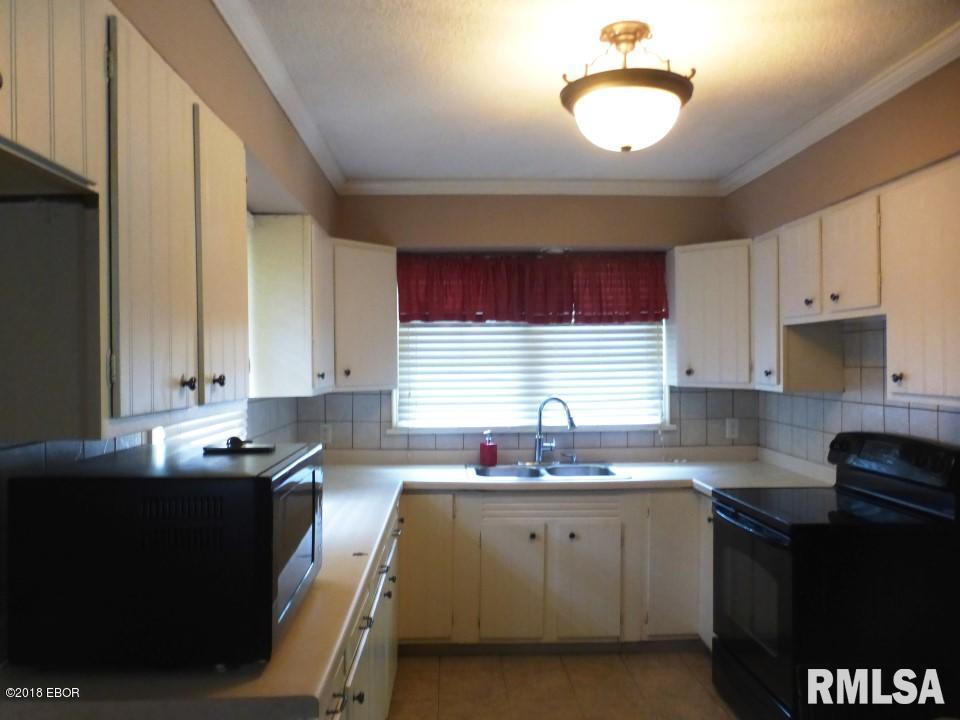 16515 Freeman Spur Road Herrin, IL 62948 - Photo 7 of 22 Gallery Image 7