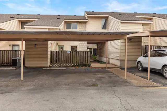 $249,000 | 8400 Jamestown Drive, Unit 212, Austin, TX 78758