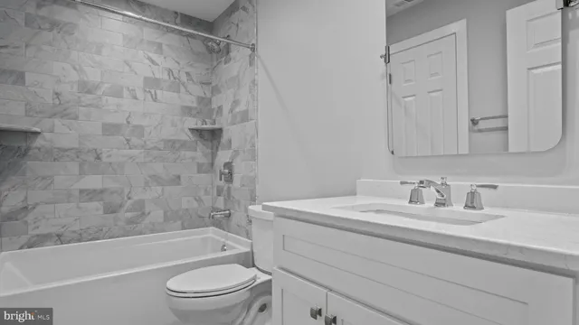 $2,800 | 4008 Waltham Court, Unit 254, Yardley, PA 19067