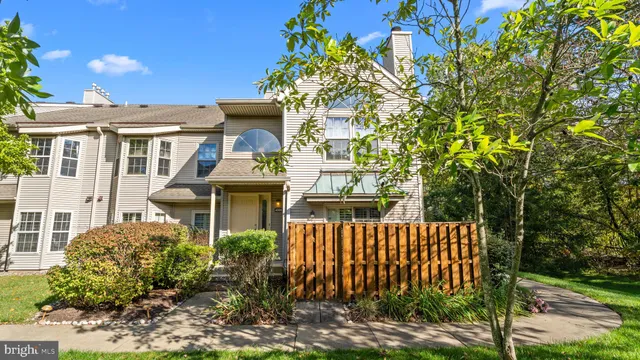 $2,800 | 4008 Waltham Court, Unit 254, Yardley, PA 19067