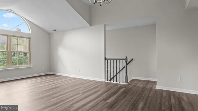 $2,800 | 4008 Waltham Court, Unit 254, Yardley, PA 19067