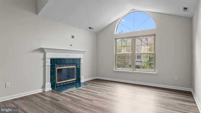 $2,800 | 4008 Waltham Court, Unit 254, Yardley, PA 19067