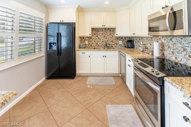 581 Teryl Road, Unit 5 Naples, FL 34112 - Photo 10 of 29