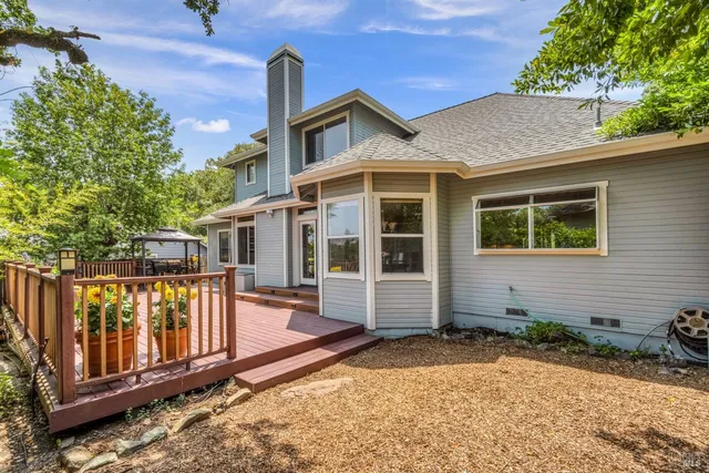 $1,095,000 | 1508 Ronne Drive, Santa Rosa, CA 95405