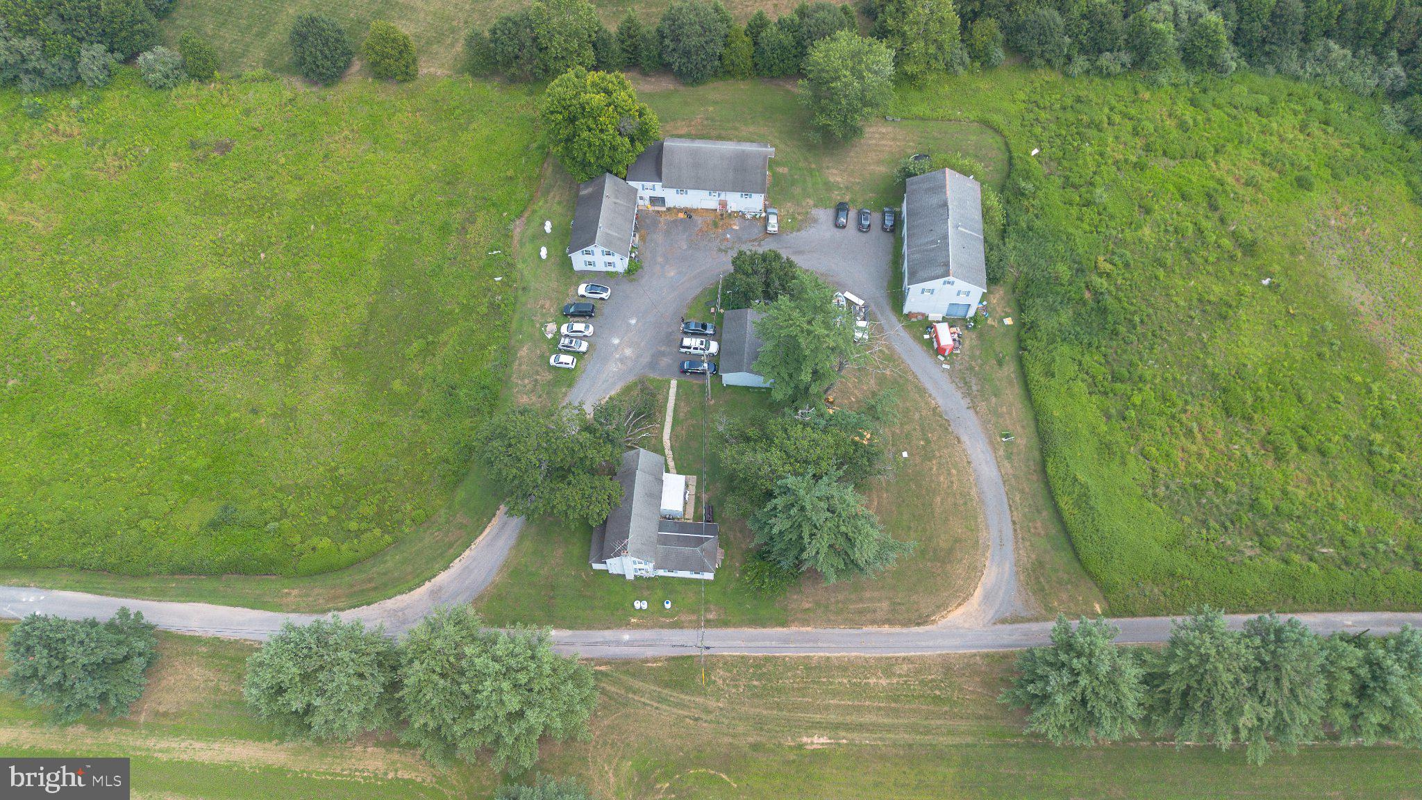 33 Allens Road Hightstown, NJ 08520 - Photo 10 of 12 Sprawling countryside retreat awaits!
