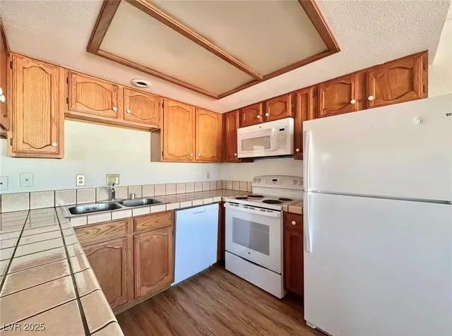 $995 | 4310 Sanderling Circle, Unit 104, Las Vegas, NV 89103