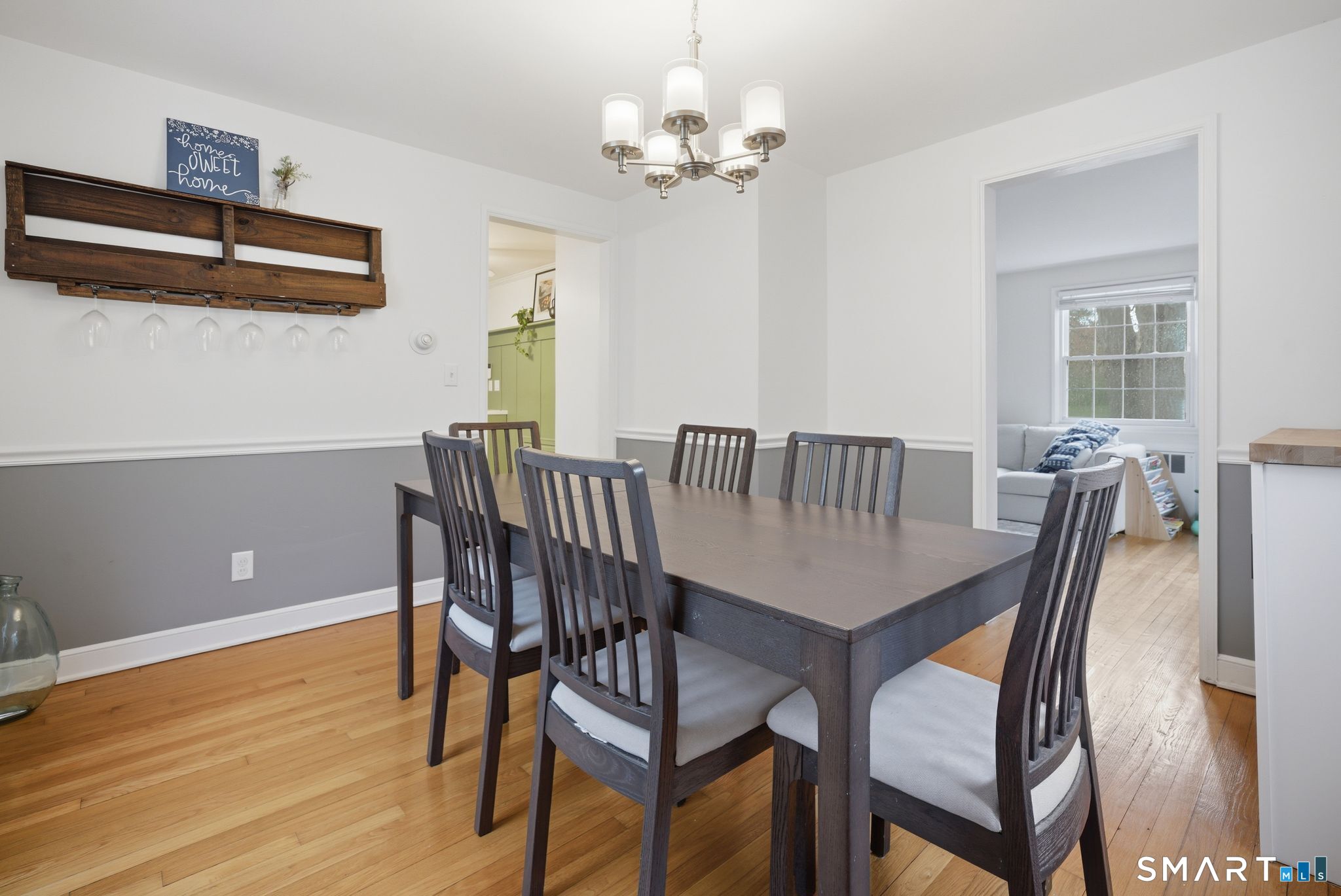 27 Fairfield Road West Hartford, CT 06117 - Photo 11 of 37