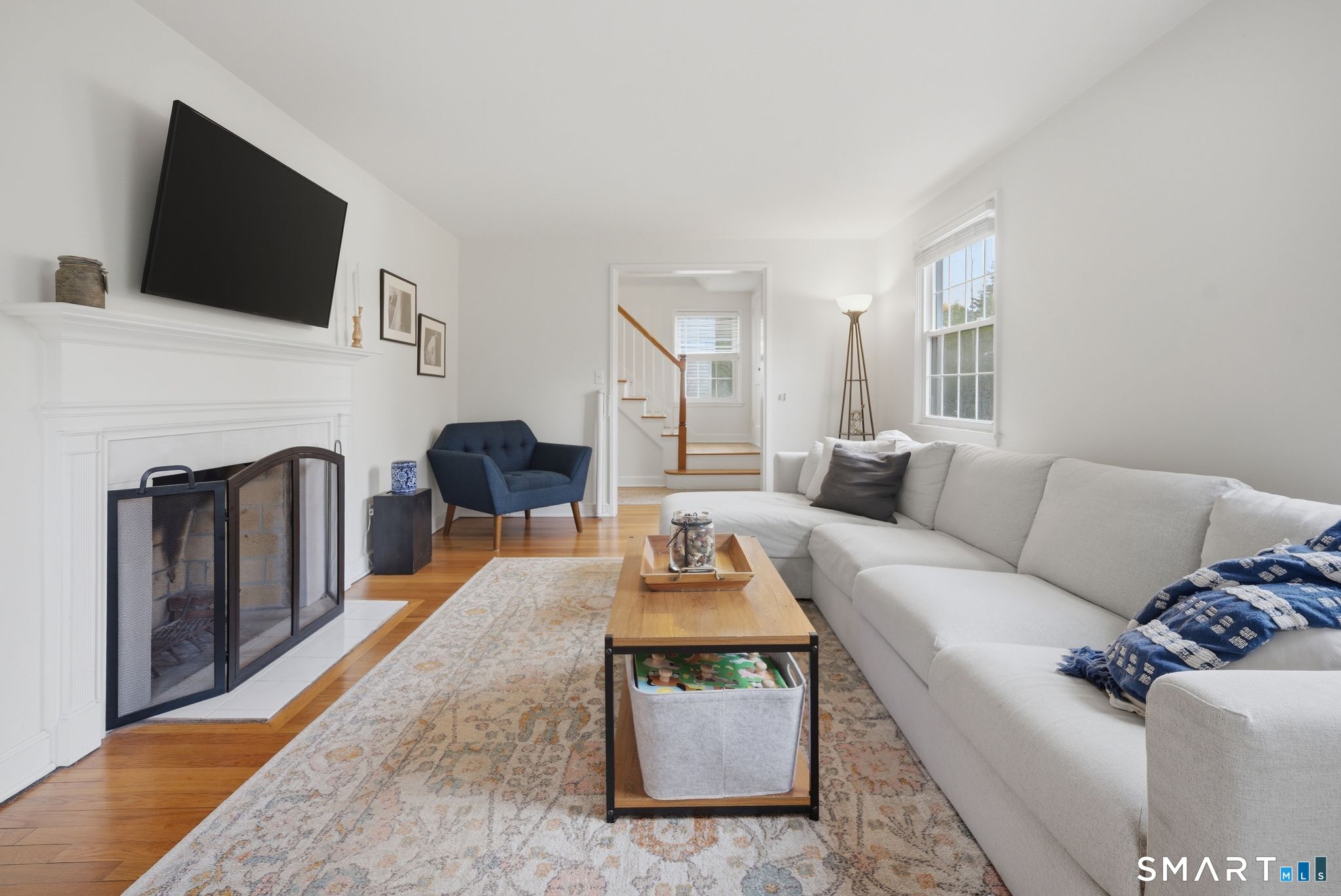 27 Fairfield Road West Hartford, CT 06117 - Photo 7 of 37