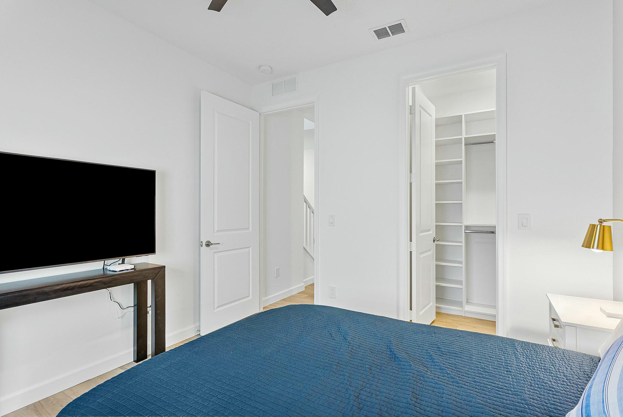 13404 Brotherhood Way Delray Beach, FL 33484 - Photo 21 of 44 a living room with furniture and a flat screen tv