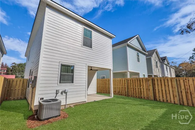 $2,600 | 1201 East 34th Street, Savannah, GA 31404