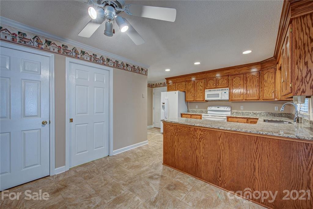 1301 Stoney Point Road Shelby, NC 28150 - Photo 14 of 36 Gallery Image 14